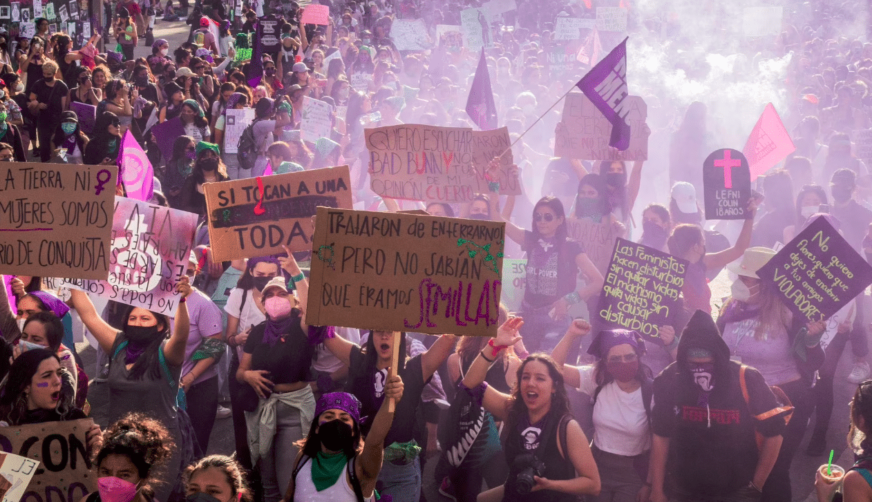 Marcha por el día internacional de la mujer en México