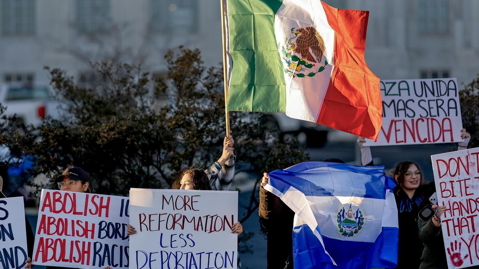 Una manifestación contra las deportaciones en EE.UU.